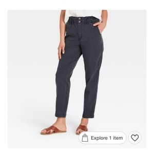 Universal Thread Women’s High-Rise Tapered Pants, black, size 8